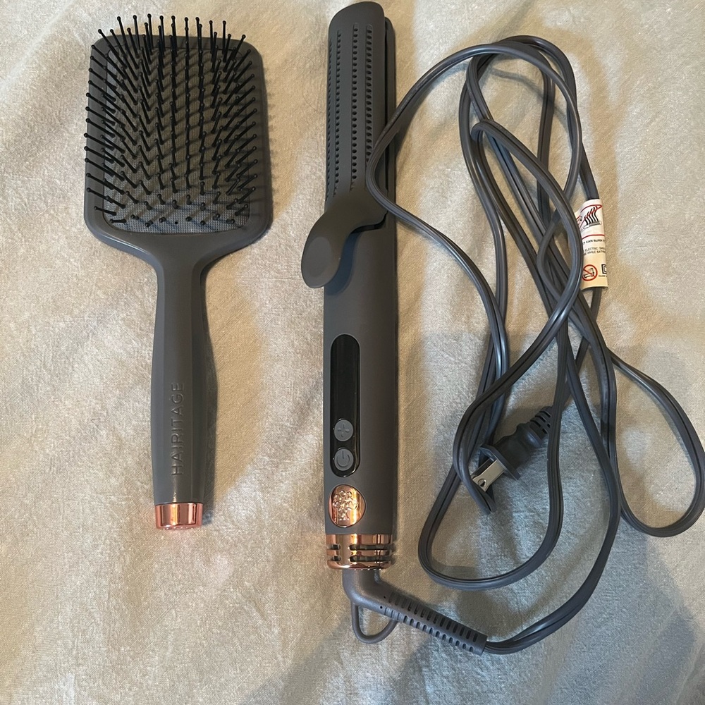 Grey Hairitage Hair Straightener and Paddle Brush Set